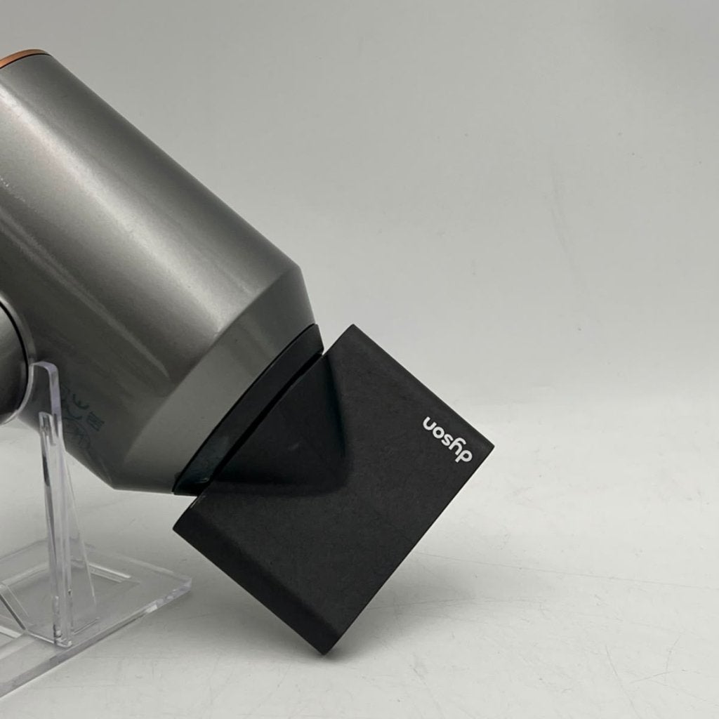 Dyson SuperSonic Origin HD07 Föhn - Nette staat, Dyson, Zo goed als nieuw, Support@dyson.com, Tetbury Hill
Malmesbury, Wiltshire SN16 0RP
United Kingdom