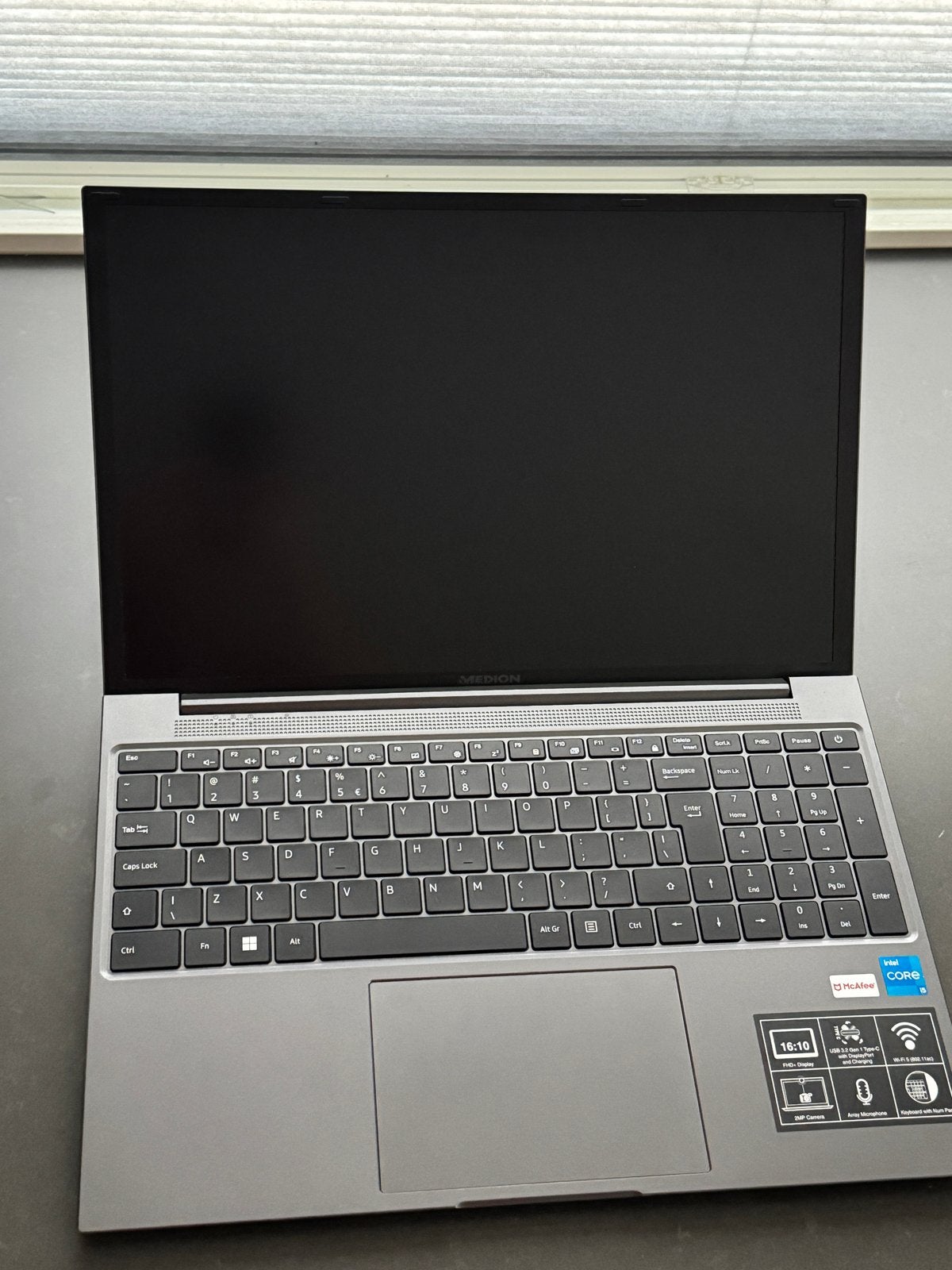 Medion E16423 MD 62558 Laptop - Intel Core i5, 8GB RAM, 512G, Computers en Software, Windows Laptops, Qwerty, 8 GB, Ophalen of Verzenden