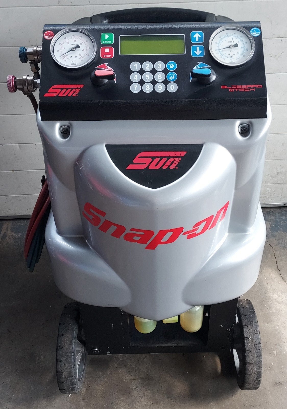 Snap-On Sun R134a Airco apparaat vulstation, Ophalen
