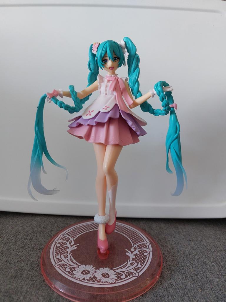 Hatsune Miku figure anime, Ophalen of Verzenden, Zo goed als nieuw
