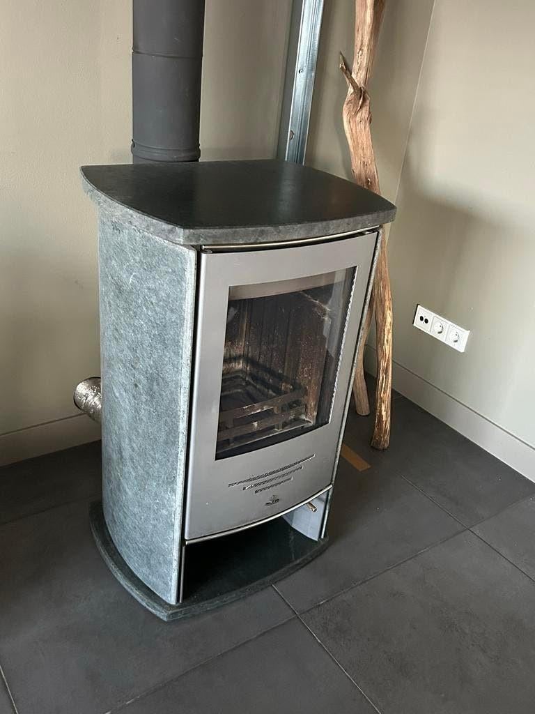 Barbas Eco 75 Houthaard met speksteen en aansluitmateriaal, Huis en Inrichting, Haarden, Ophalen of Verzenden, Zo goed als nieuw