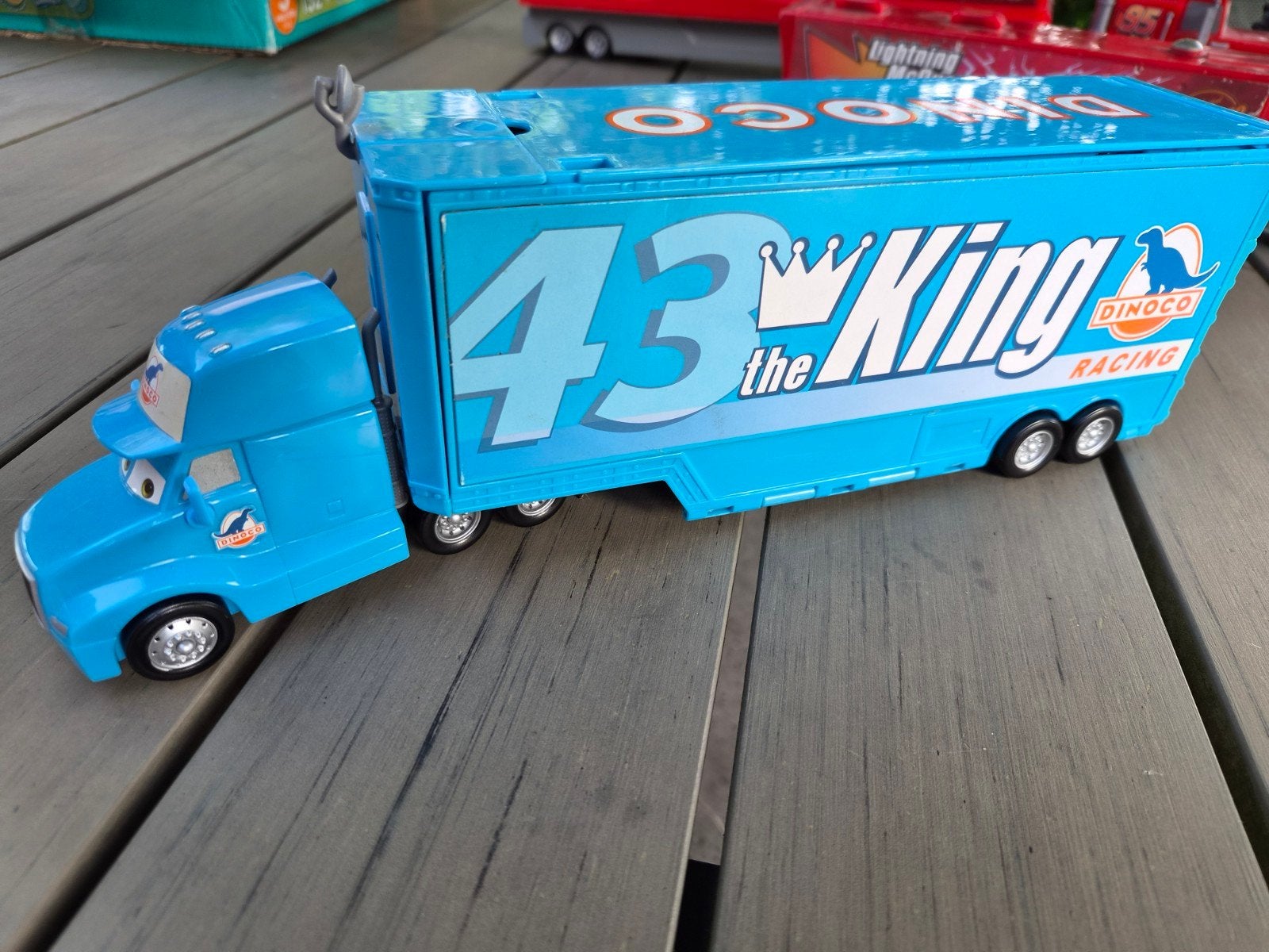 Disney Cars Dinoco The King Truck Speelset, Ophalen of Verzenden, Gebruikt
