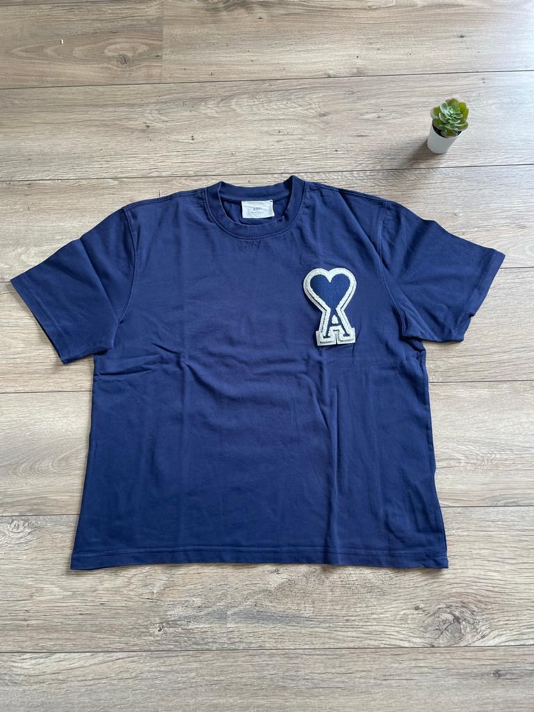 Ami Paris T-shirt Maat M - Zo goed als nieuw, Kleding | Heren, T-shirts, Verzenden, Zo goed als nieuw, Maat 48/50 (M), Blauw
