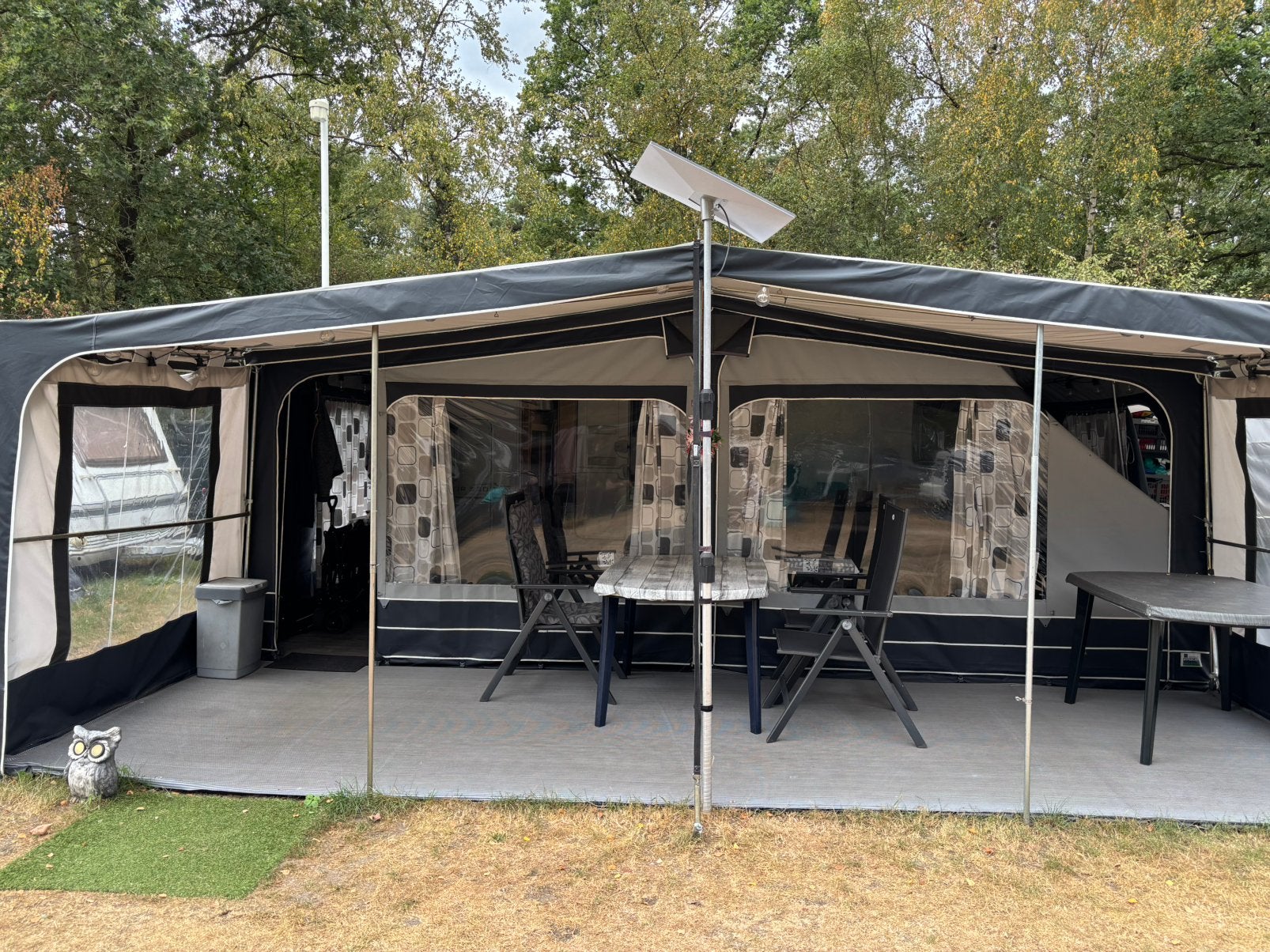 Tec tour tkm 520 caravan, Overige merken, Luifel, Vast bed, Treinzit