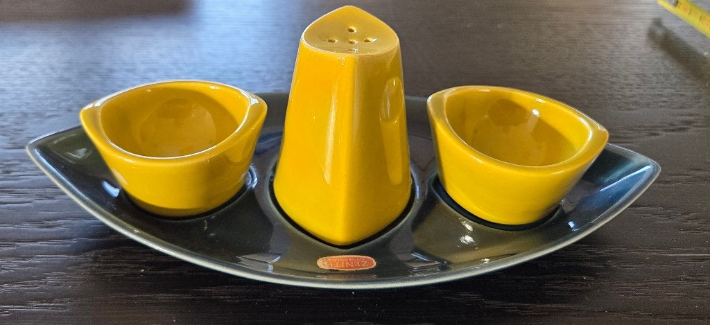 Vintage Zenith Gouda eierschaaltje met twee eierdopjes, Antiek en Kunst, Antiek | Keramiek en Aardewerk, Ophalen of Verzenden