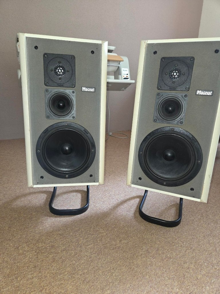 Magnat Luidsprekers, Ophalen, Magnat, Zo goed als nieuw, 120 watt of meer
