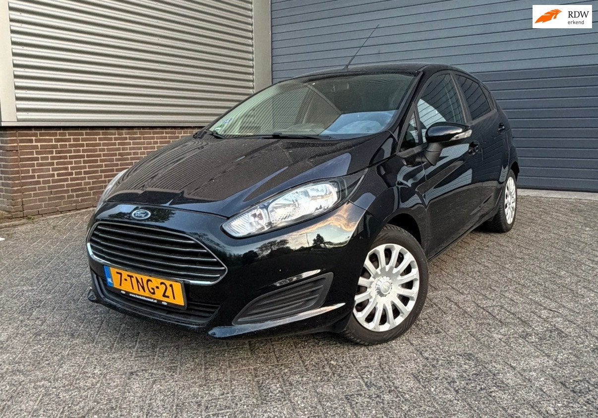 Ford Fiesta 1.0 Style|APK|NAP|PSENSOR|AIRCO|ONDERHOUDEN, Auto's, Euro 5, Zwart, 525 kg, Alcantara