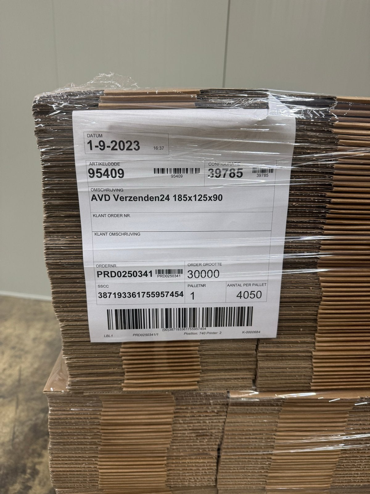 Nieuwe partij verzenddozen 185x125x90 mm 3150 st, Doos, Opvouwbaar, Minder dan 50 cm, Ophalen of Verzenden