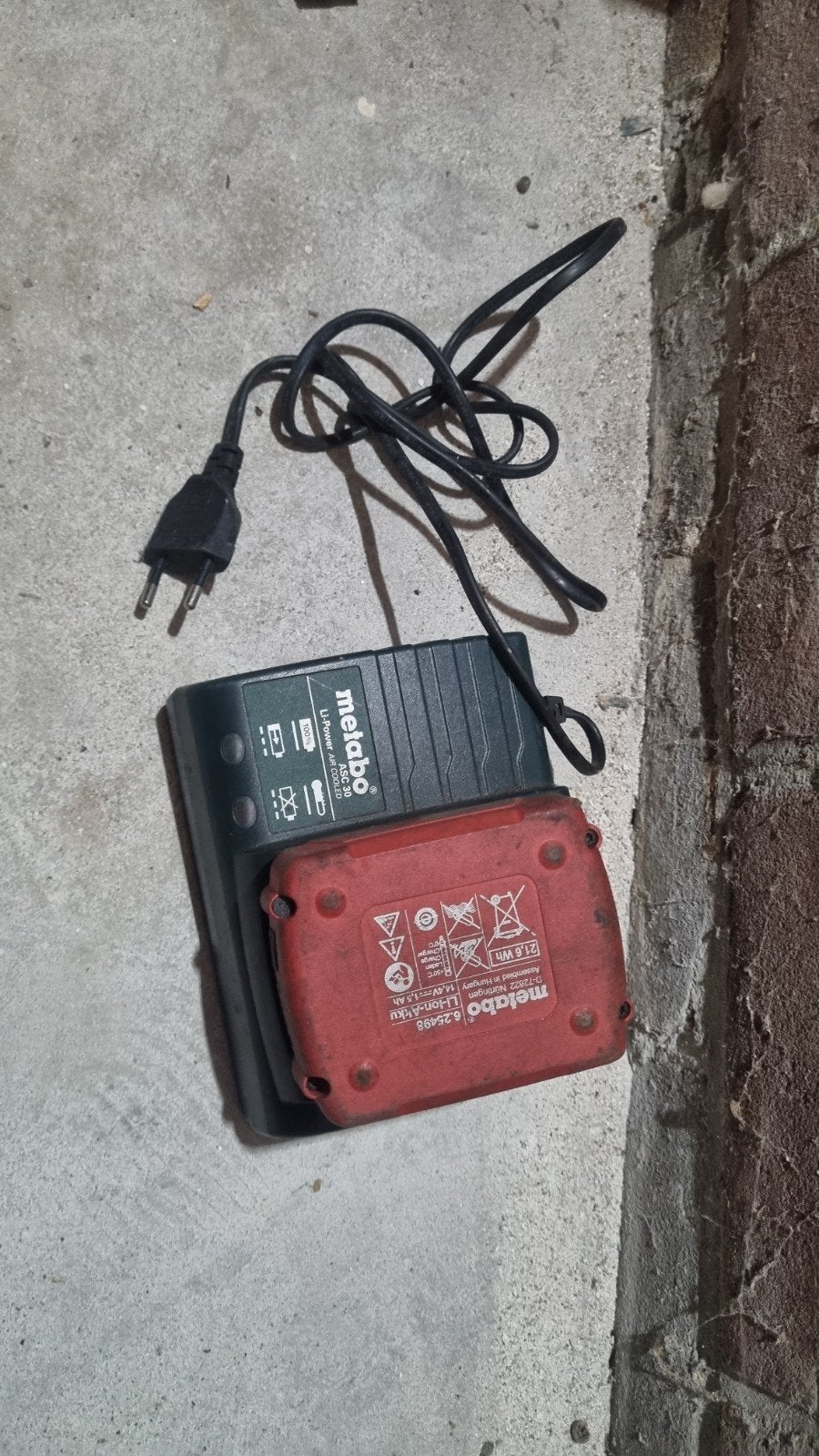 Metabo ASC 30 Li-Power AIR COOLED oplader met accu, Doe-het-zelf en Verbouw, Verzenden, Gebruikt