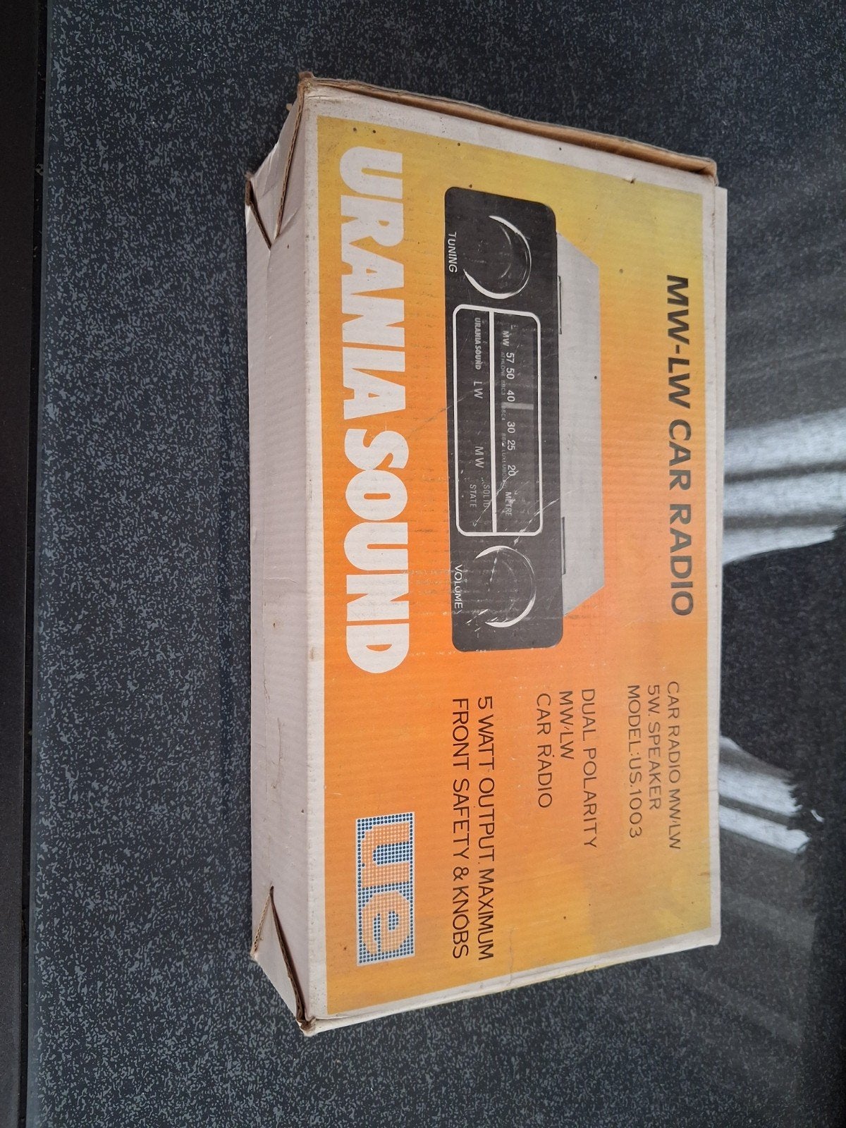 Urania Sound MW-LW Autoradio - Nieuw in doos, Auto diversen, Ophalen of Verzenden
