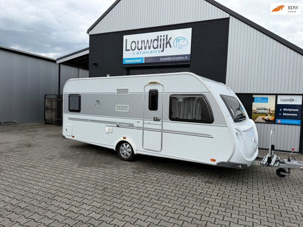 KNAUS Südwind 550 UF ’14 (Fransbed, Rondzit), Caravans en Kamperen, Rondzit, 7 tot 8 meter, Bedrijf, Lengtebed