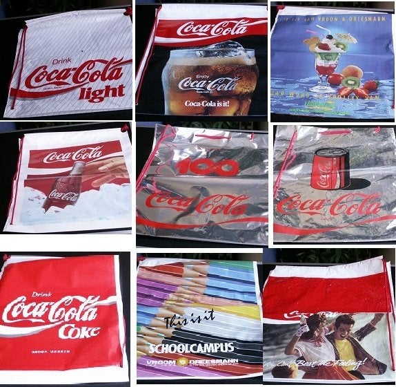 13 Coca-Cola Plastic tassen met schouder koord, Ophalen of Verzenden, Zo goed als nieuw, Gebruiksvoorwerp