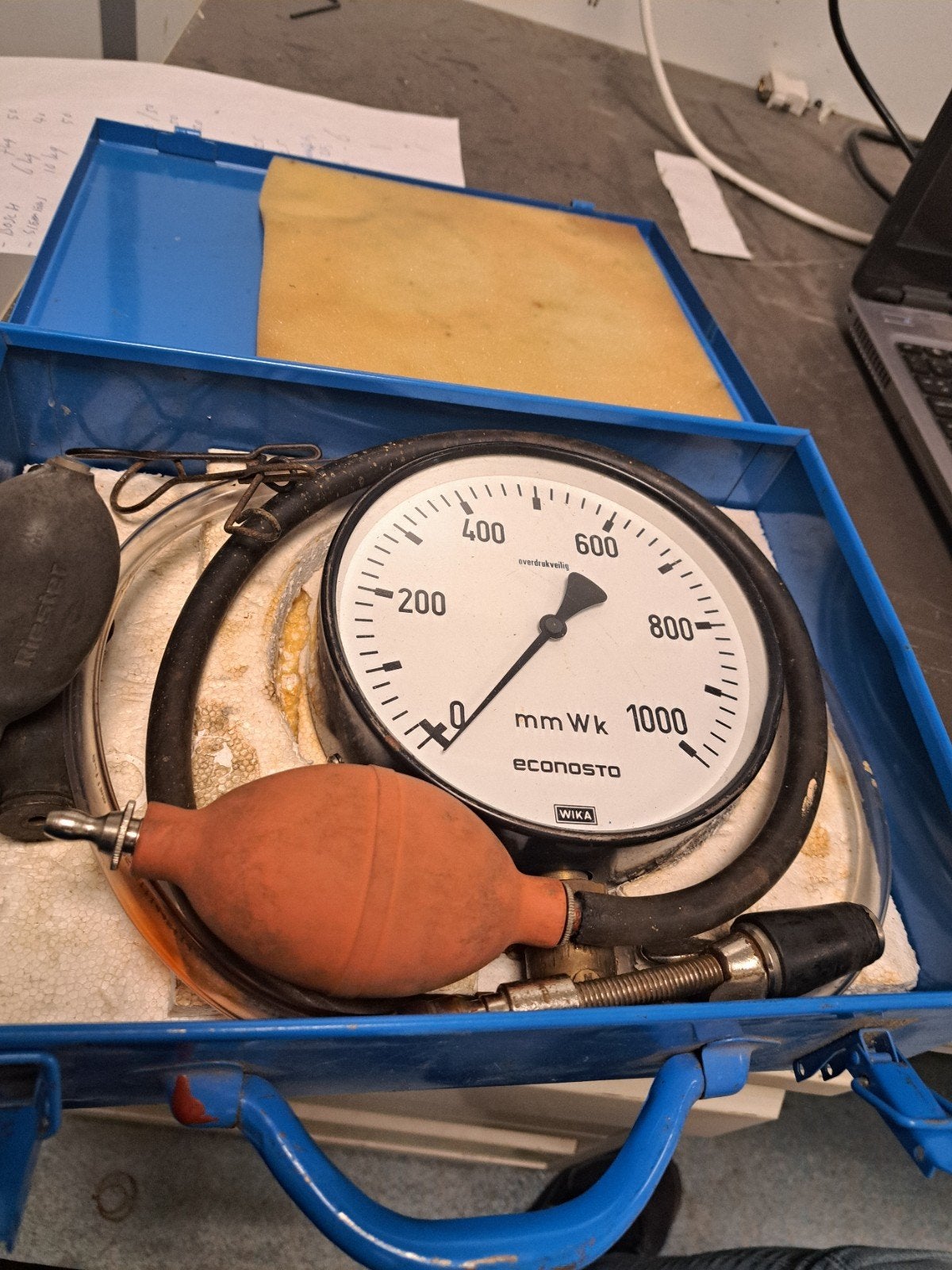 Manometer Econosto WIKA - Drukmeting tot 1000 mmWk, Doe-het-zelf en Verbouw, Ophalen, Gebruikt, Druk