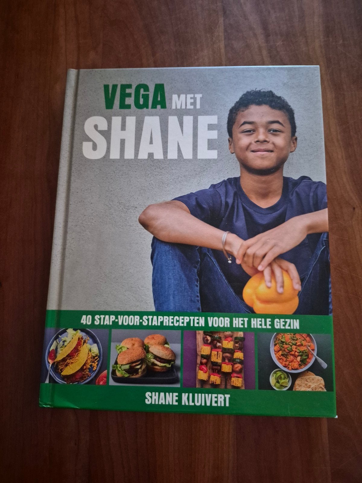Ongebruikt kookboek: Vega met Shane Kluivert, Ophalen of Verzenden