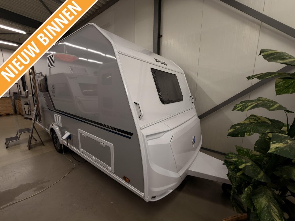 Knaus Sport Platinum 500 QDK Platinum, vloer, 1800KG, Reservewiel, Bedrijf, Treinzit, 6 tot 7 meter