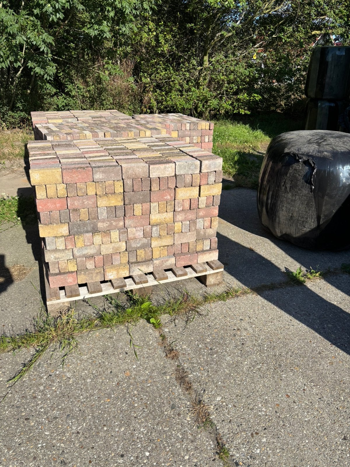 Ijselformaat getrommeld bont, Ophalen, Gebruikt, Beton, Klinkers