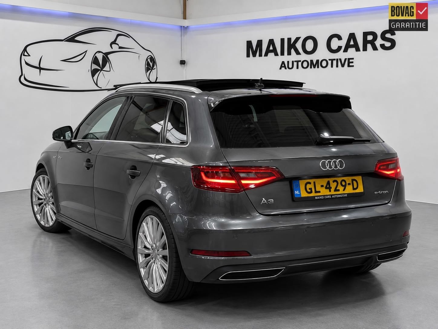 Audi A3 Sportback 1.4 e-tron|3x S-LINE|PANORAMADAK|NL AUTO&N, Auto's, 8 kWh, Gebruikt, 4 cilinders, Hybride Elektrisch/Benzine