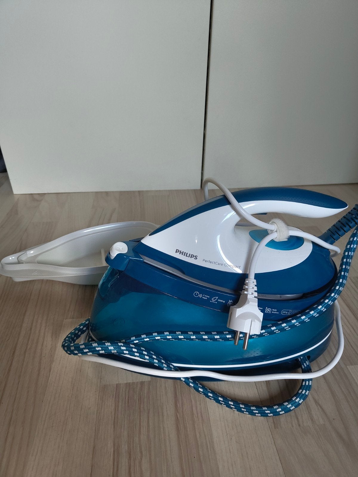 Philips stoom strijkijzer / generator, Witgoed en Apparatuur, Strijkijzers en Strijkplanken, Ophalen of Verzenden, Zo goed als nieuw