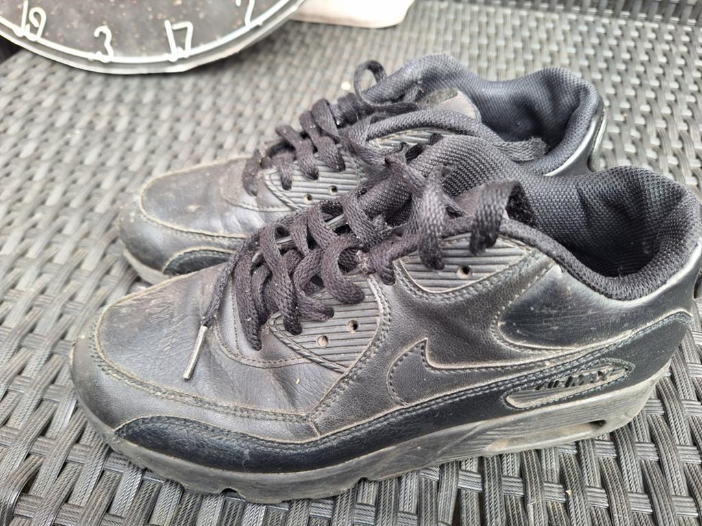 Nike air max zwart leer, Sport en Fitness, Loopsport en Atletiek, Ophalen of Verzenden, Hardloopschoenen, Nike