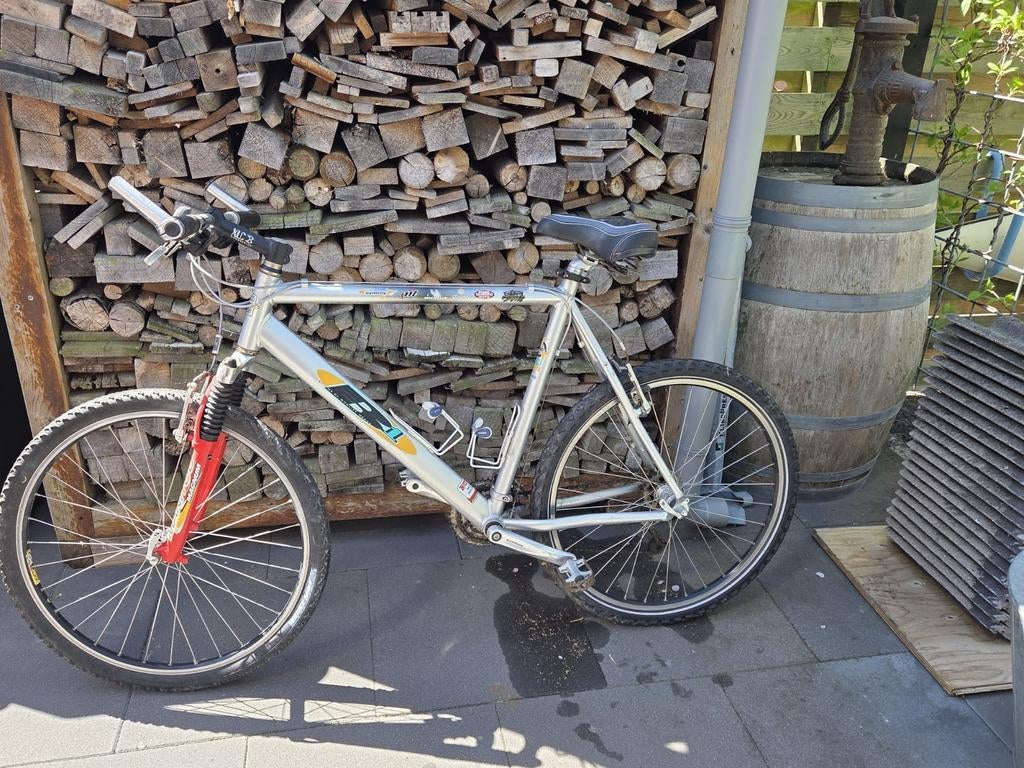 Batavus B1 Mountainbike mt Manitou Magnum voorvork - 26 inch, Fietsen en Brommers, Gebruikt, Hardtail, 49 tot 53 cm, Ophalen