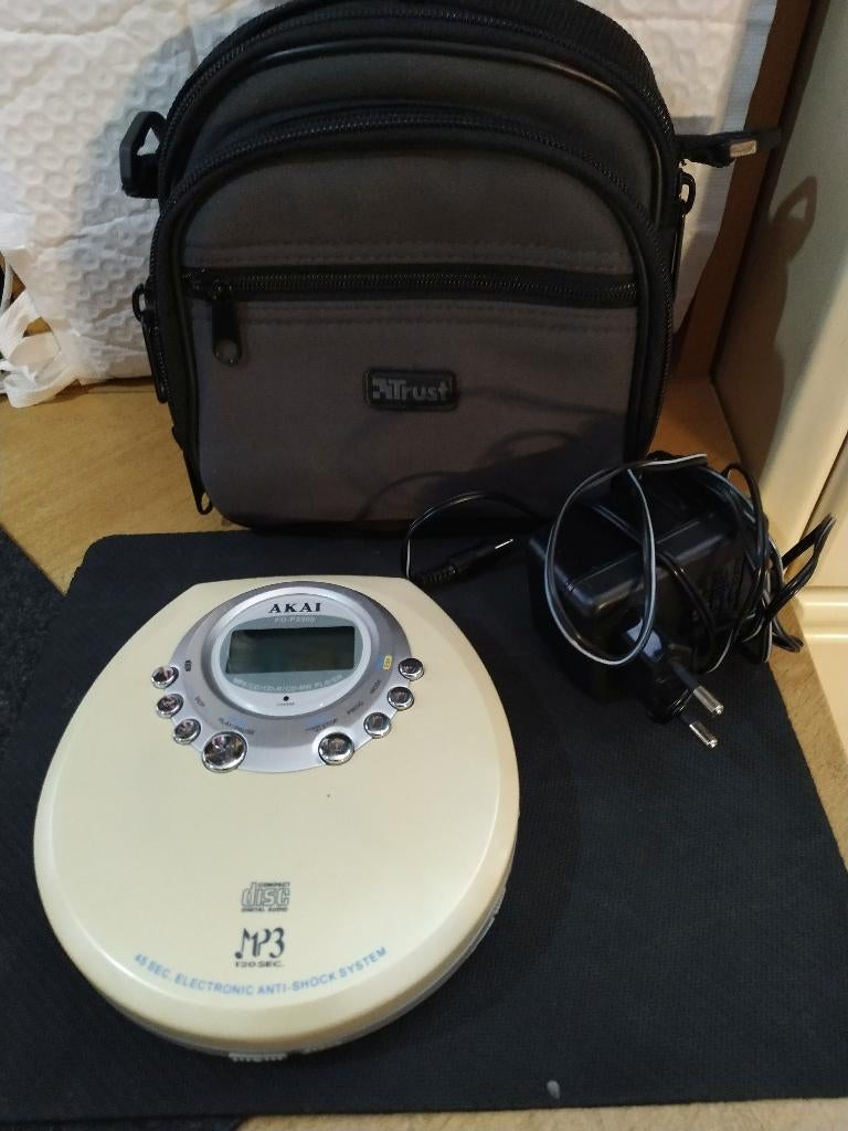 Akai PD-P3300 Portable CD-Player, Ophalen of Verzenden, Gebruikt, Overige merken, Draagbaar