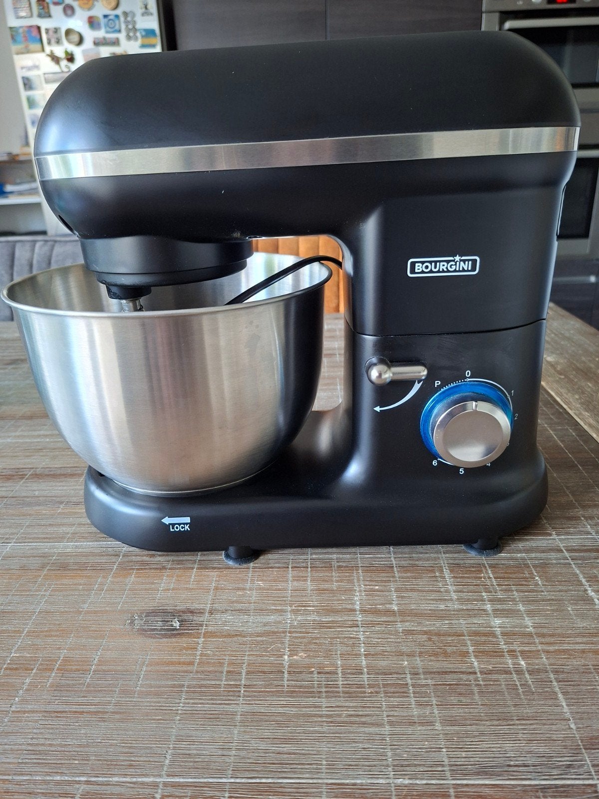 Mooie kneedmachine, 4 liter of meer, Ophalen, Zo goed als nieuw, 3 snelheden of meer