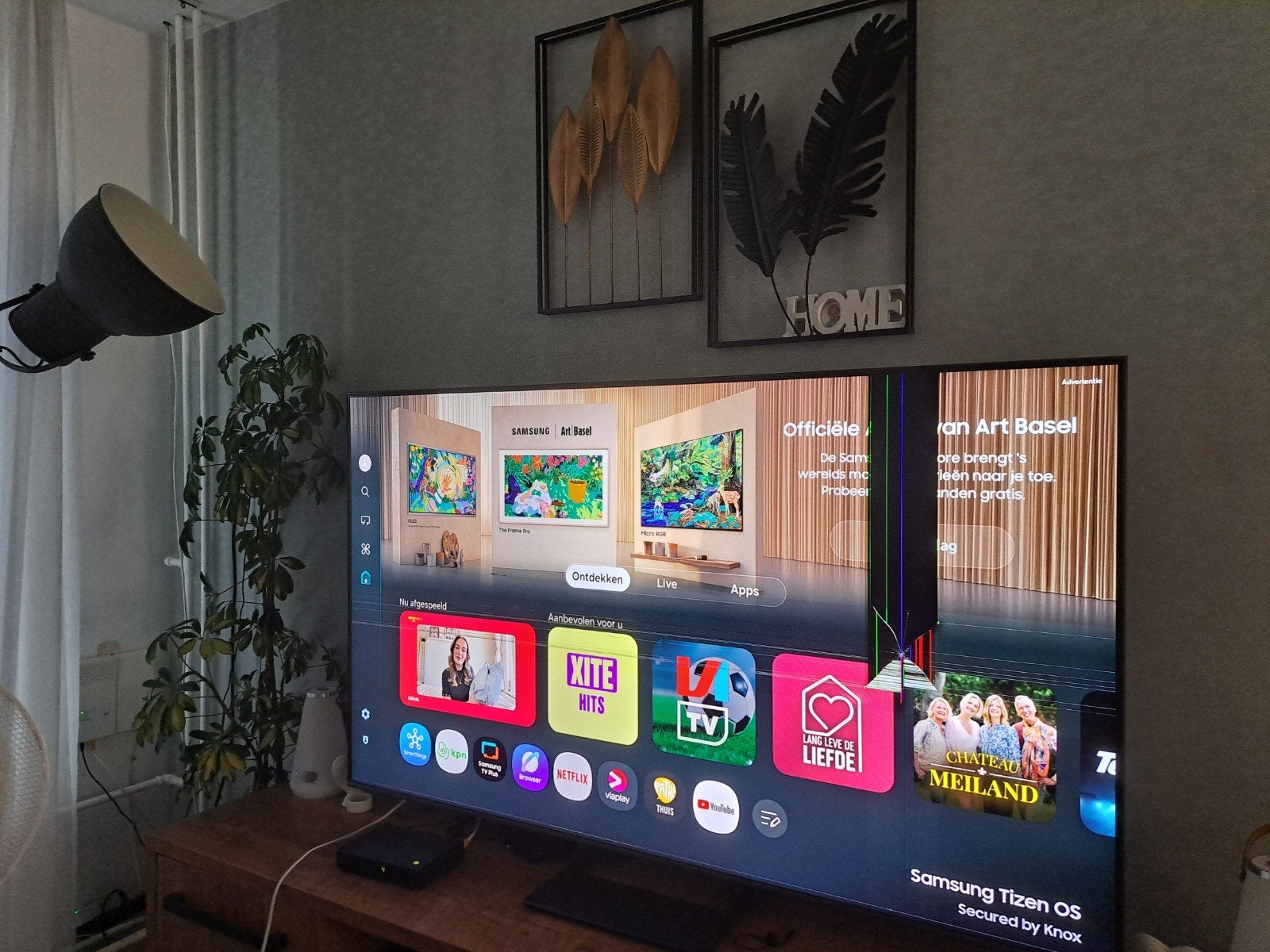 Kapotte tv. Iemand interesse, 65 inch, 2 jaar oud, Ophalen, 100 cm of meer, 50 Hz, LG