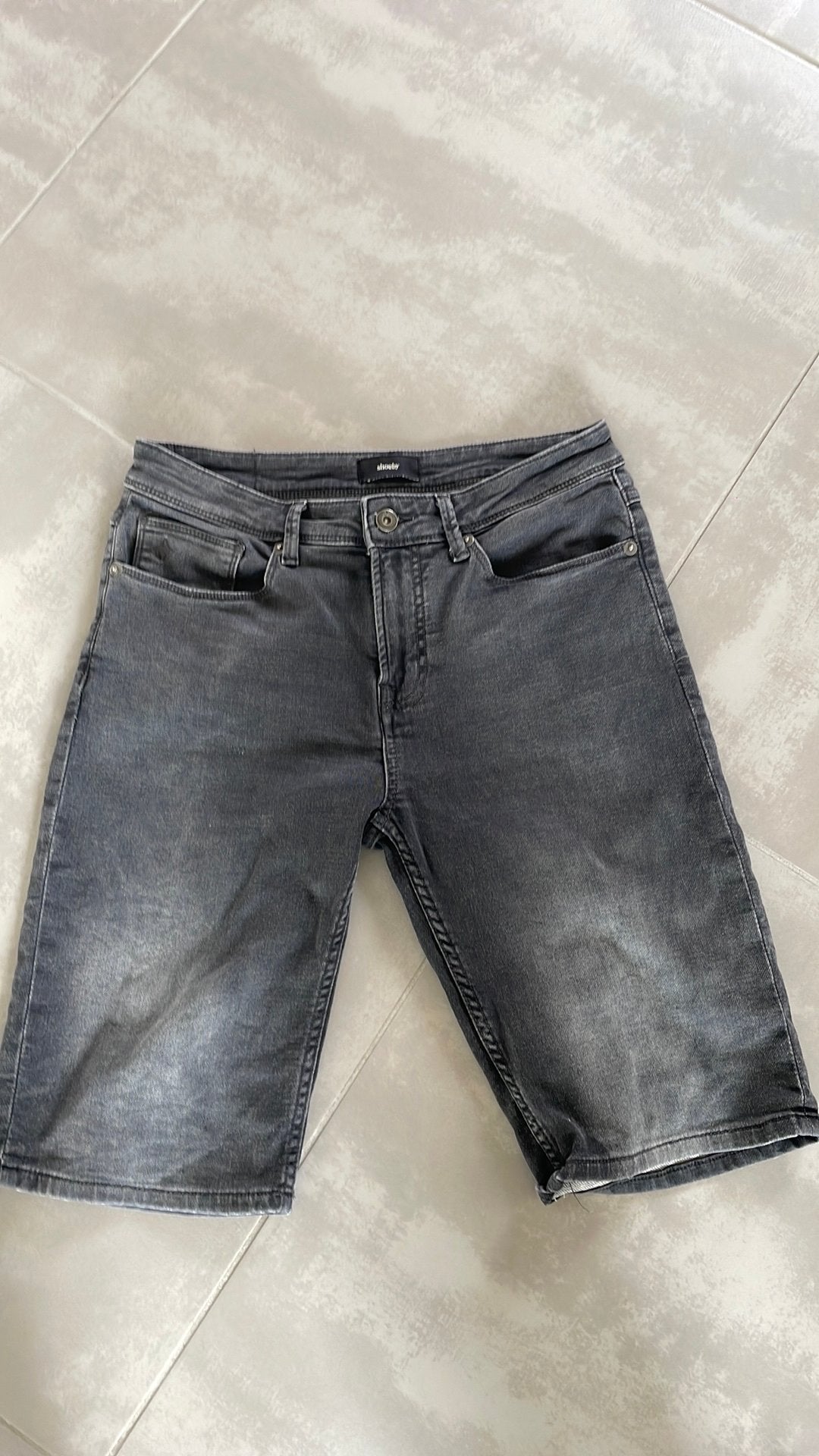 Shoeby Grijze Jeans Short - Maat W32, Ophalen of Verzenden, Zo goed als nieuw, Grijs, W32 (confectie 46) of kleiner