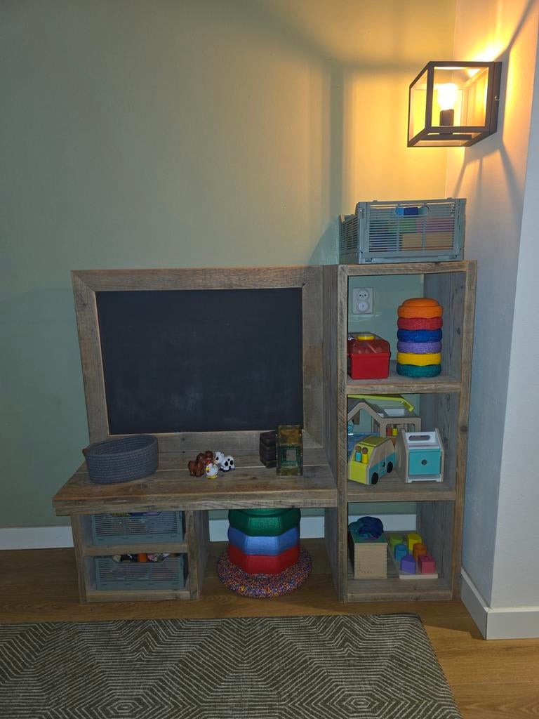 Kinderbureau kinderkast montessori open speelkast hout, Kinderen en Baby's, Kinderkamer | Commodes en Kasten, Ophalen, 50 tot 70 cm