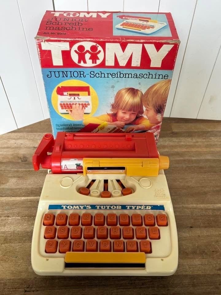 Vintage Tomy Tutor Typer speelgoed typemachine jaren 70, Gebruikt, Ophalen of Verzenden, Niet beschikbaar (historisch speelgoed)