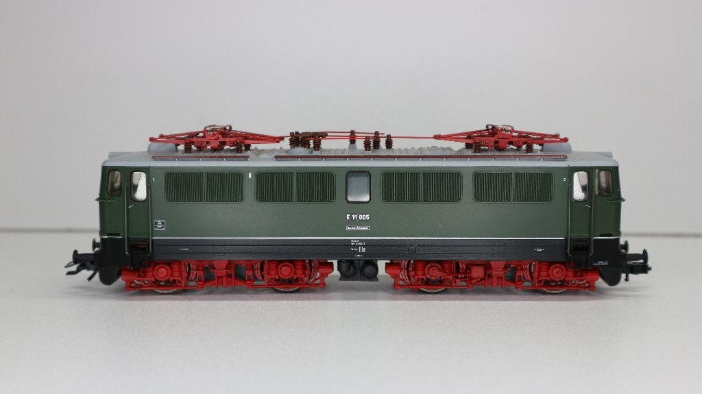 Br E11 Elektrische lokomotief Deutsch Reichsbahn., Zo goed als nieuw, Gelijkstroom, Locomotief, Piko