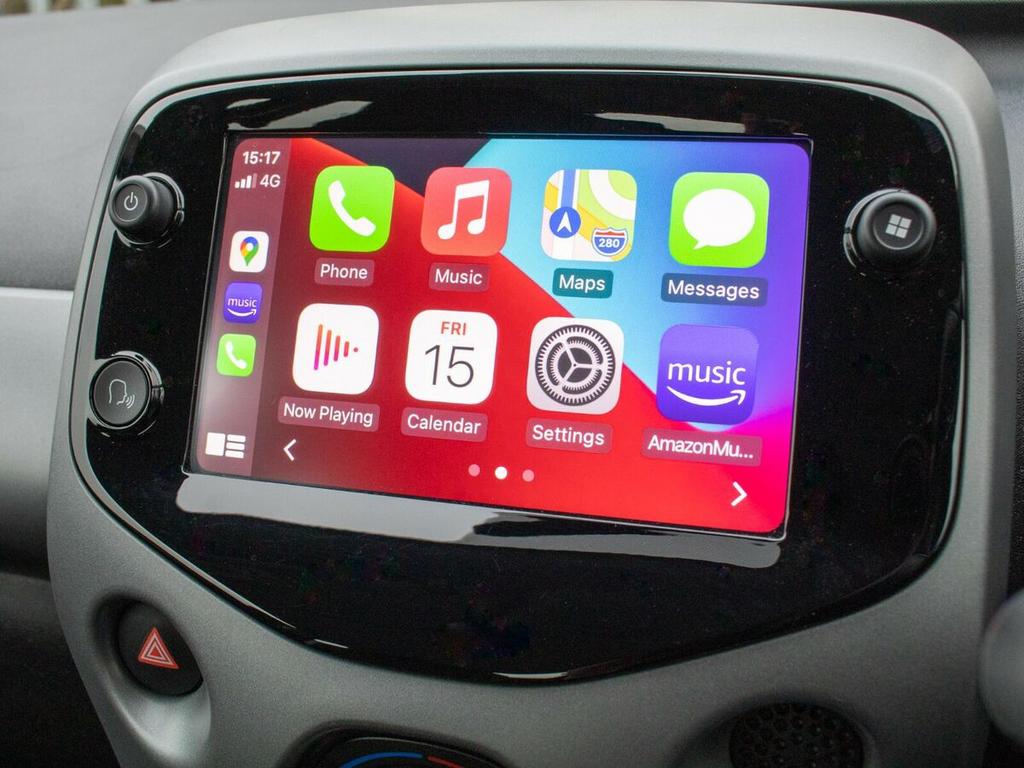 Navigatiesystyeem met CarPlay voor Toyota Aygo / C1 / 108, Ophalen of Verzenden, Zo goed als nieuw