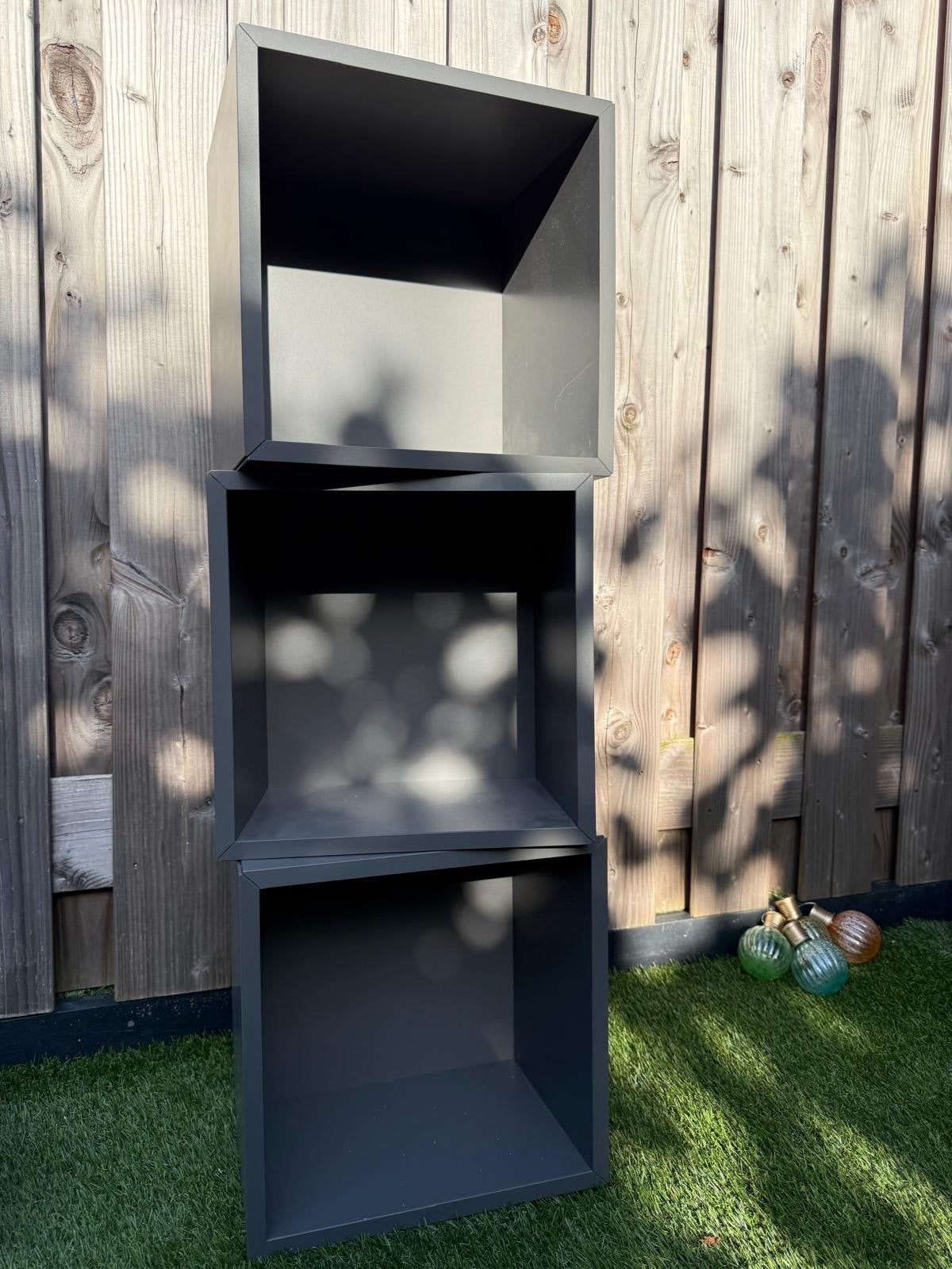 3 eket ikea kastjes met bevestiging, Ophalen, Zo goed als nieuw