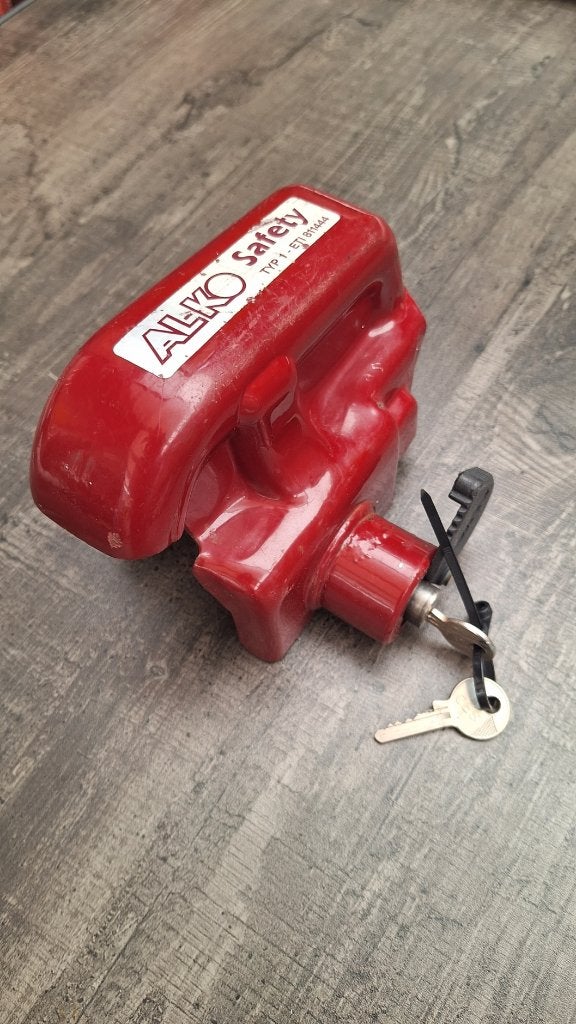 AL-KO Safety Koppeling Slot - Rood, Ophalen, Gebruikt