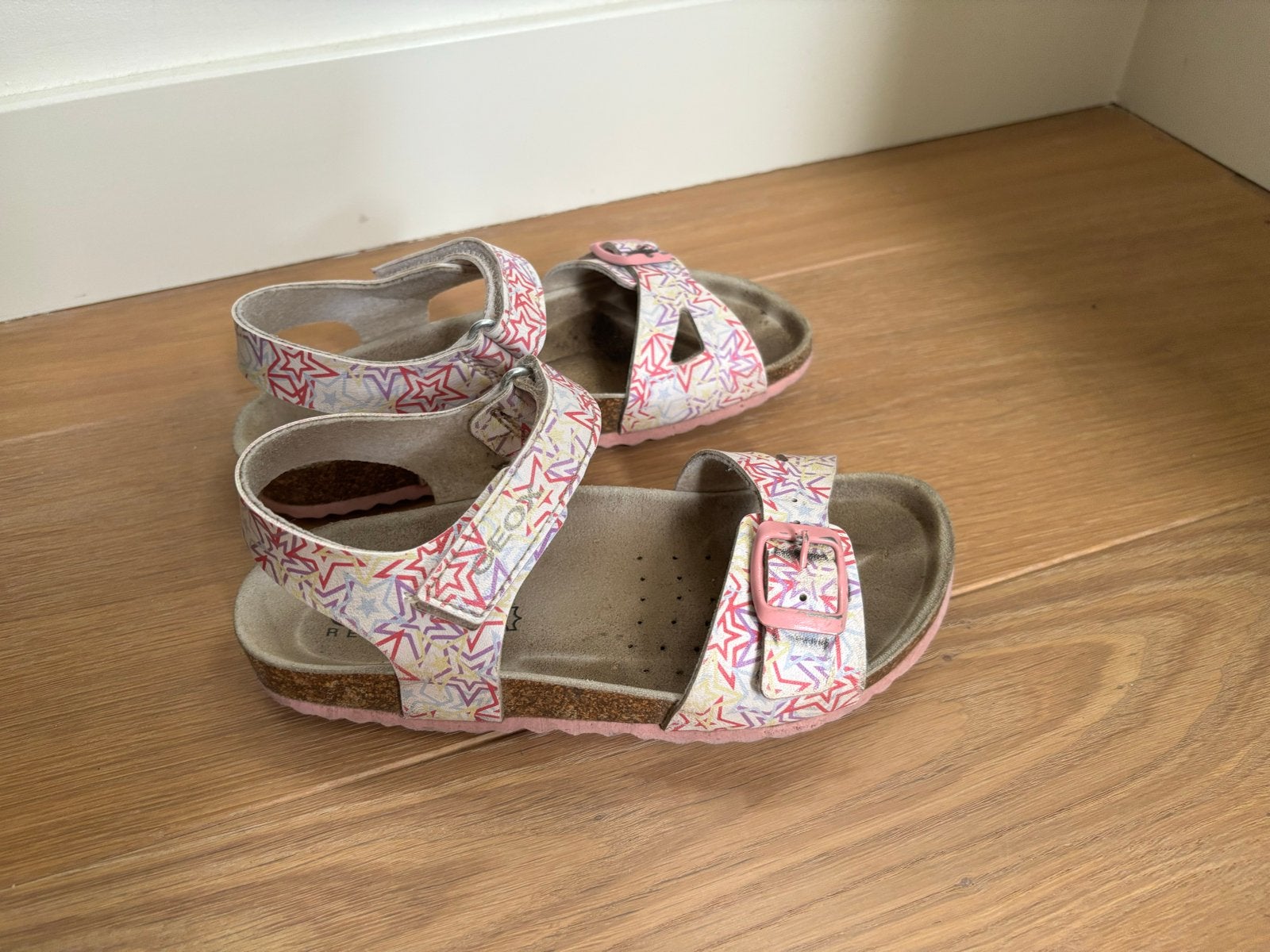 Geox sandalen maat 32 met sterrenprint, Ophalen of Verzenden, Gebruikt, Meisje, Schoenen