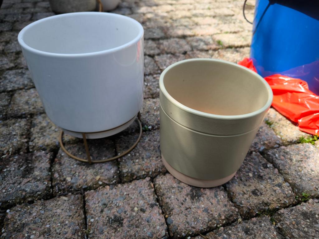 2 bloempotten, Overige materialen, Gebruikt, Rond, Ophalen of Verzenden