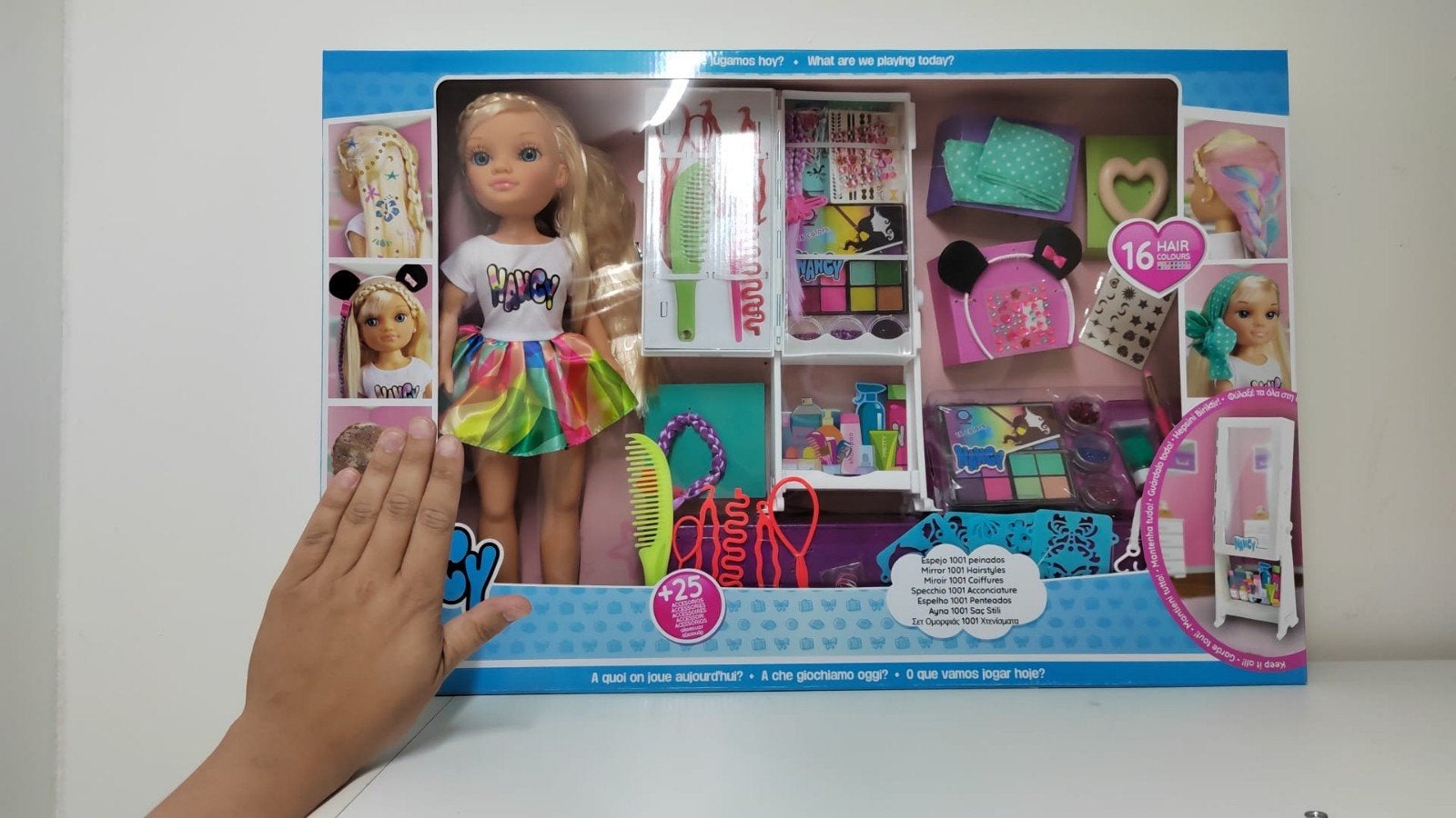 Nieuwe NANCY pop met accessoires en kleding, Famosa, Nieuw, Ophalen of Verzenden, Avda. de Onil, 2, 03330 Crevillent, Alicante, Spanje