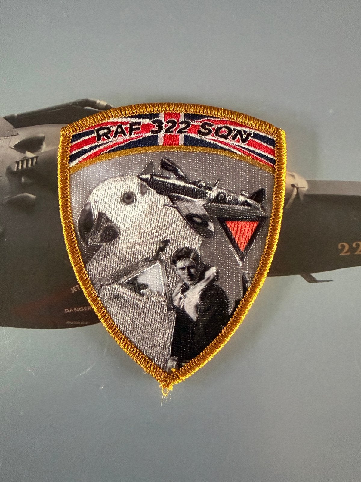 RAF 322 SQN spitfire Patch Rnlaf, Verzamelen, Militaria | Algemeen, Ophalen of Verzenden, Luchtmacht, Nederland, Embleem of Badge