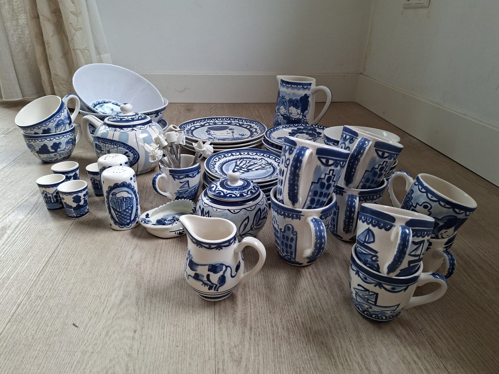 Blond Amsterdam servies - 44 stuks, Gebruikt, Keramiek, Ophalen of Verzenden, Modern