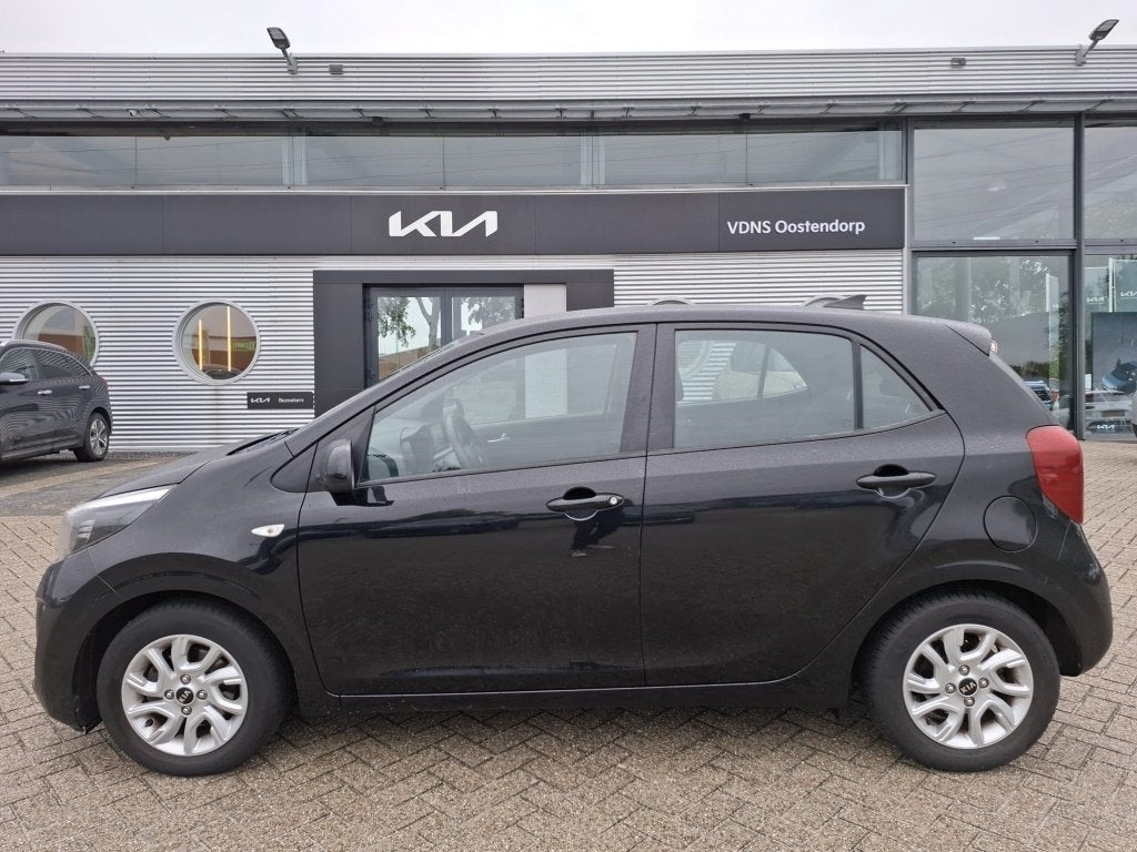 Kia Picanto 1.0 CVVT ComfortPlusLine Navigator Lage km-stand, Auto's, Gebruikt, Euro 6, 4 stoelen, Zwart