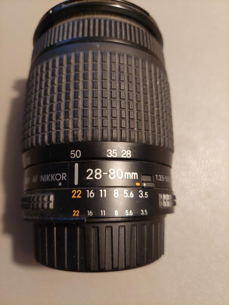 Nikon lens, Ophalen of Verzenden, Zo goed als nieuw, Zoom