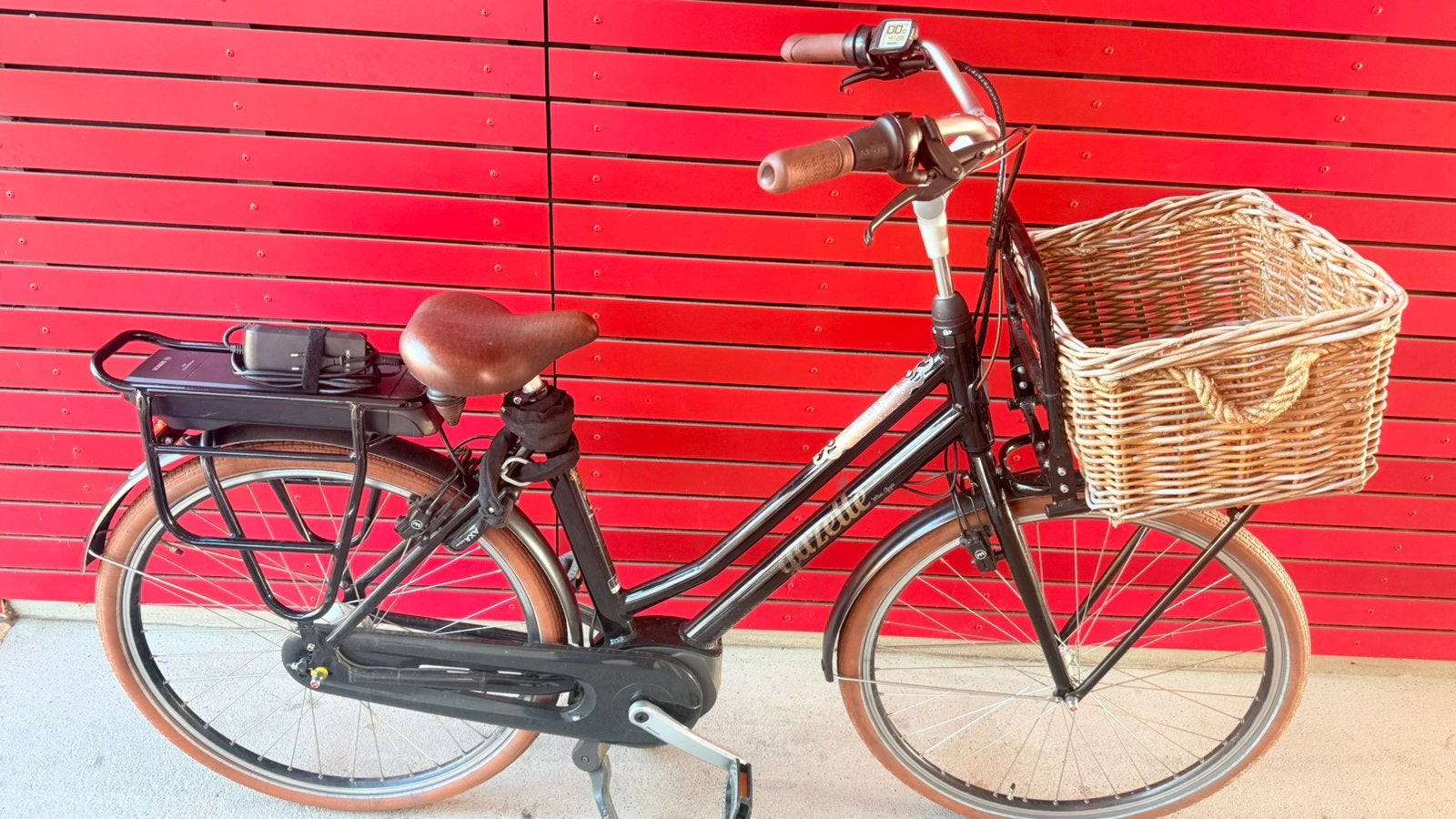 Mooie goede nette Elektrische fiets Gazelle Miss Grace 54cm, Fietsen en Brommers, Elektrische fietsen, Ophalen, Zo goed als nieuw
