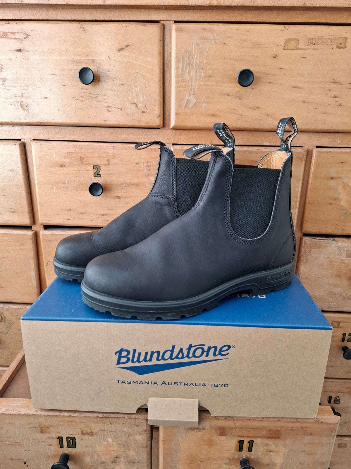 Blundstones 558 Classic boots zwart maat 41 zgan, Kleding | Dames, Schoenen, Ophalen of Verzenden, Zo goed als nieuw, Zwart