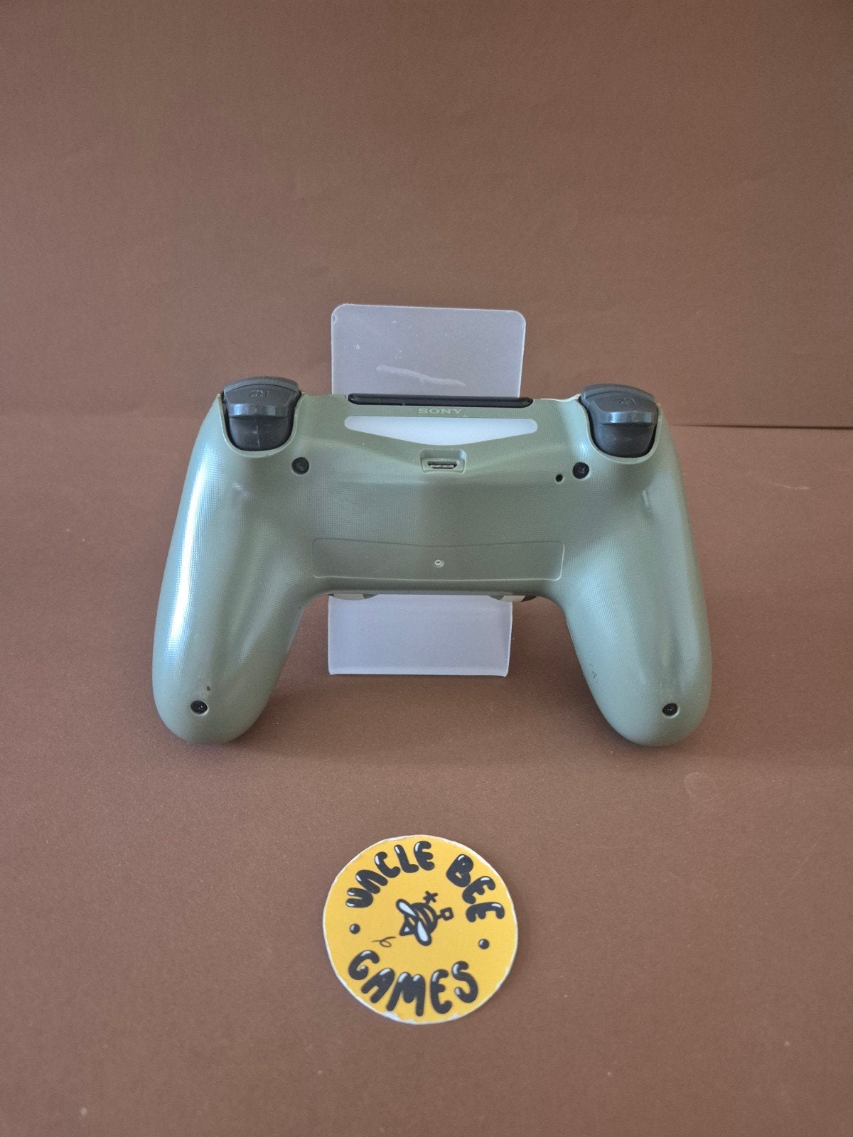 Sony Dualshock 4 V2 Controller Camo Green, Avontuur en Actie, 1 Sony Place, San Mateo, CA 94401, USA, Gebruikt, Verzenden