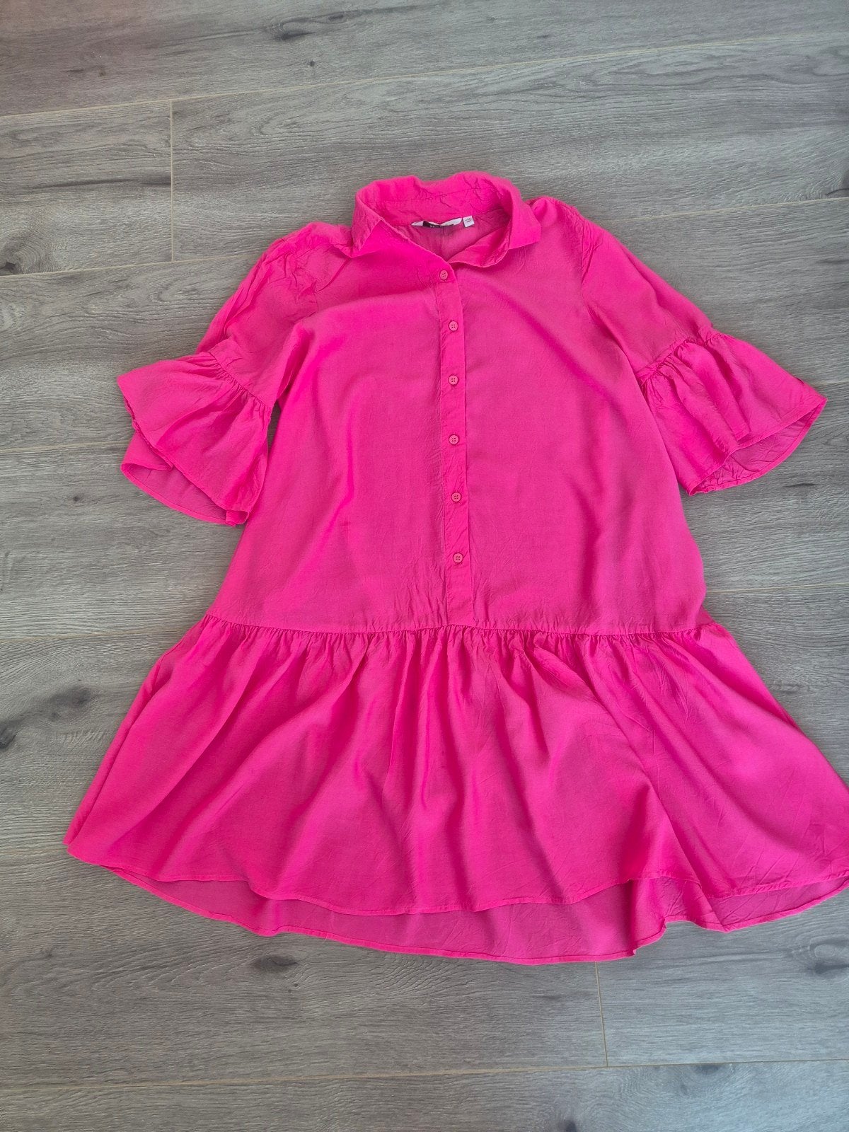 ​& Other Stories fuchsia roze babydoll jurk met ruches, Kleding | Dames, Jurken, Maat 38/40 (M), & Other Stories, Ophalen of Verzenden