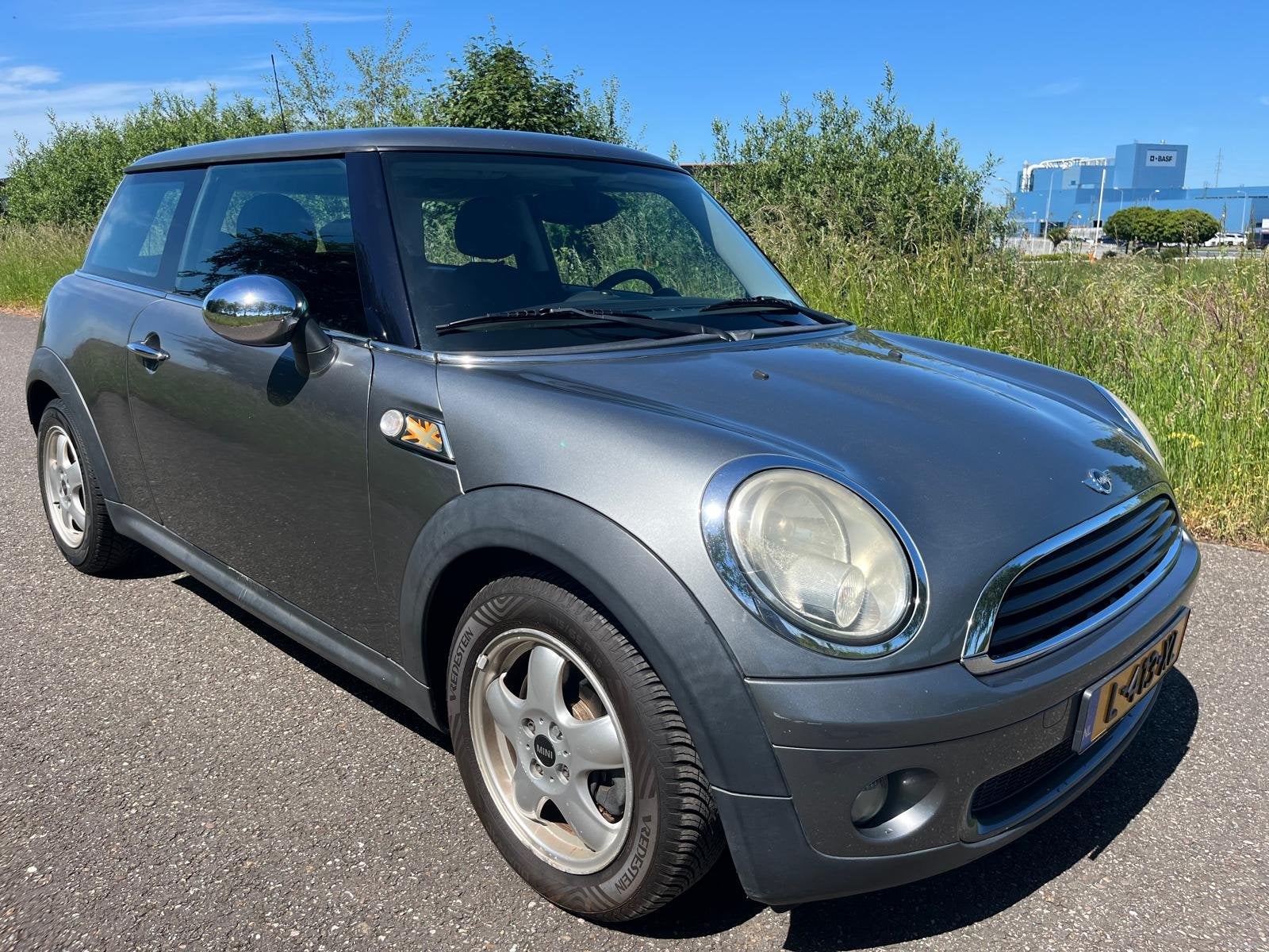 MINI 1.4 One | Airco | Distributieketting | Nieuwe apk bij l, Voorwielaandrijving, 4 cilinders, 4 stoelen, Bedrijf