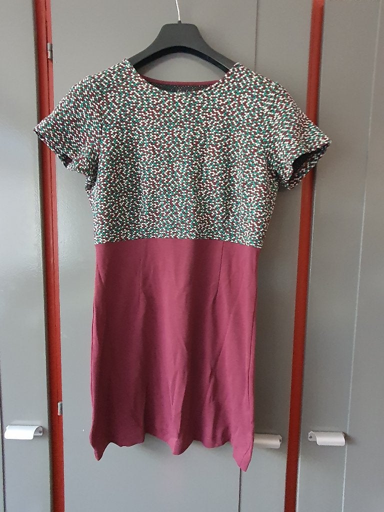 King Louie Jurk M 38 – Retro Bordeaux, Kleding | Dames, Maat 38/40 (M), Ophalen of Verzenden, Zo goed als nieuw, Knielengte