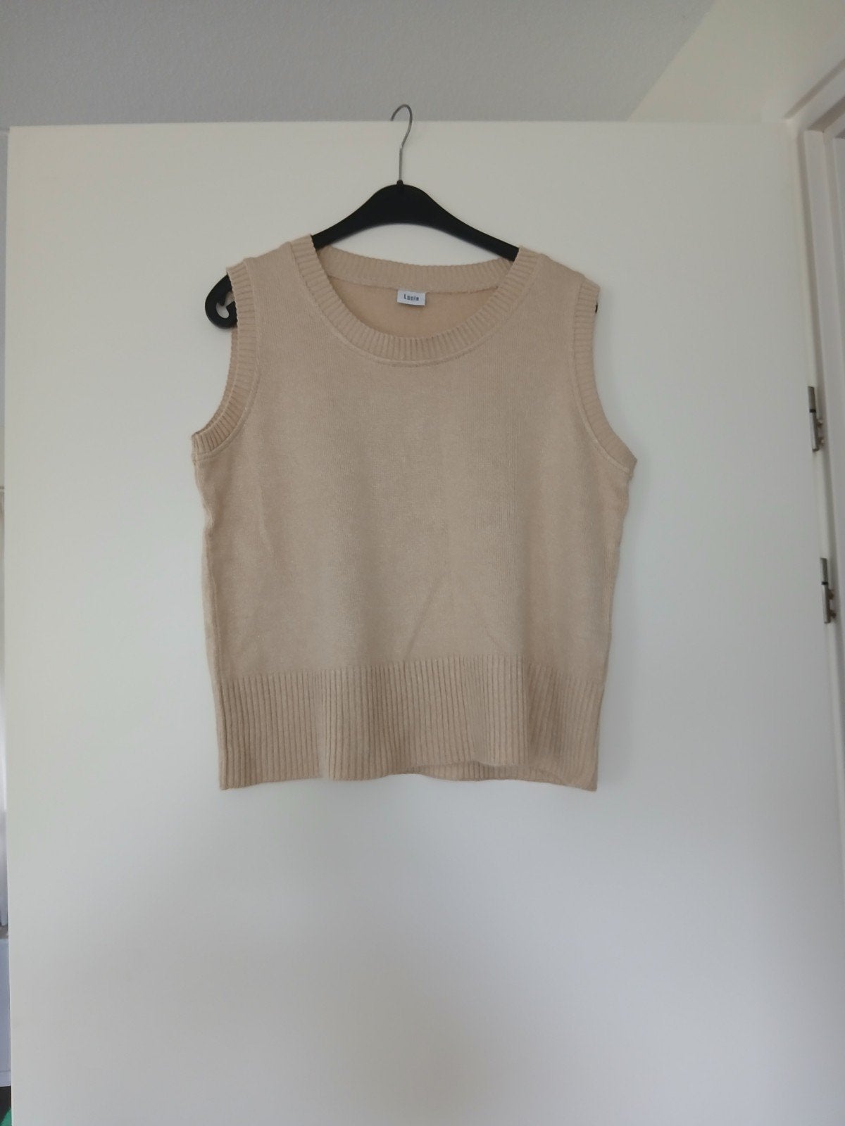 Een mooie Lucia spencer/top in maat 44., Ophalen, Maat 42/44 (L), Zo goed als nieuw, Zonder mouw