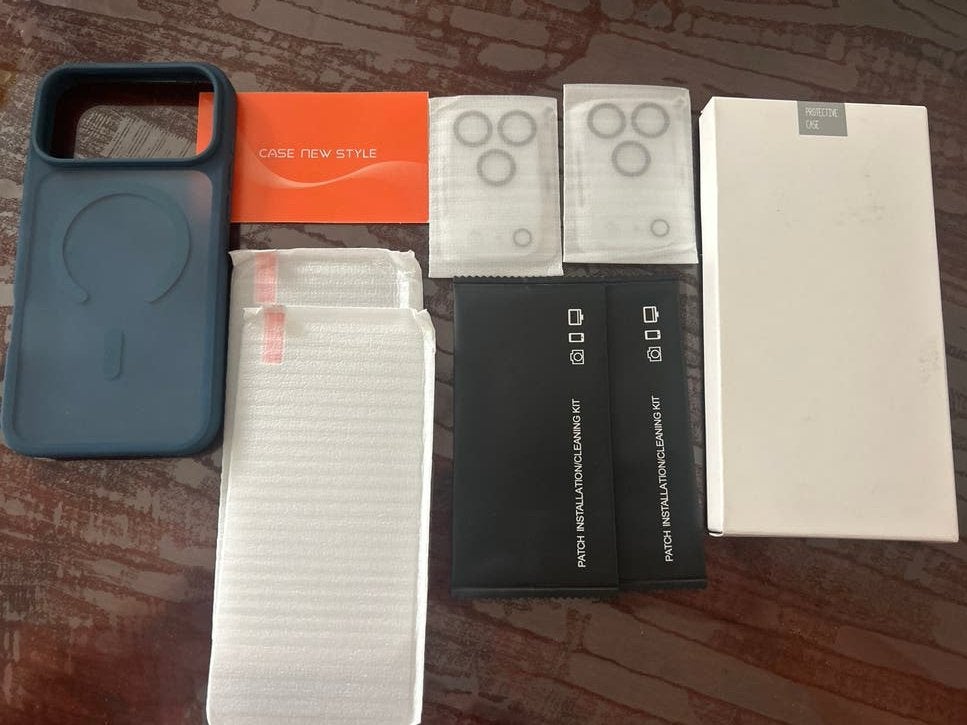 iPhone 17 Pro Max Donkerblauw Beschermhoes met MagSafe, Telecommunicatie, Kunststof, IPhone 17, MagSafe, Overige merken