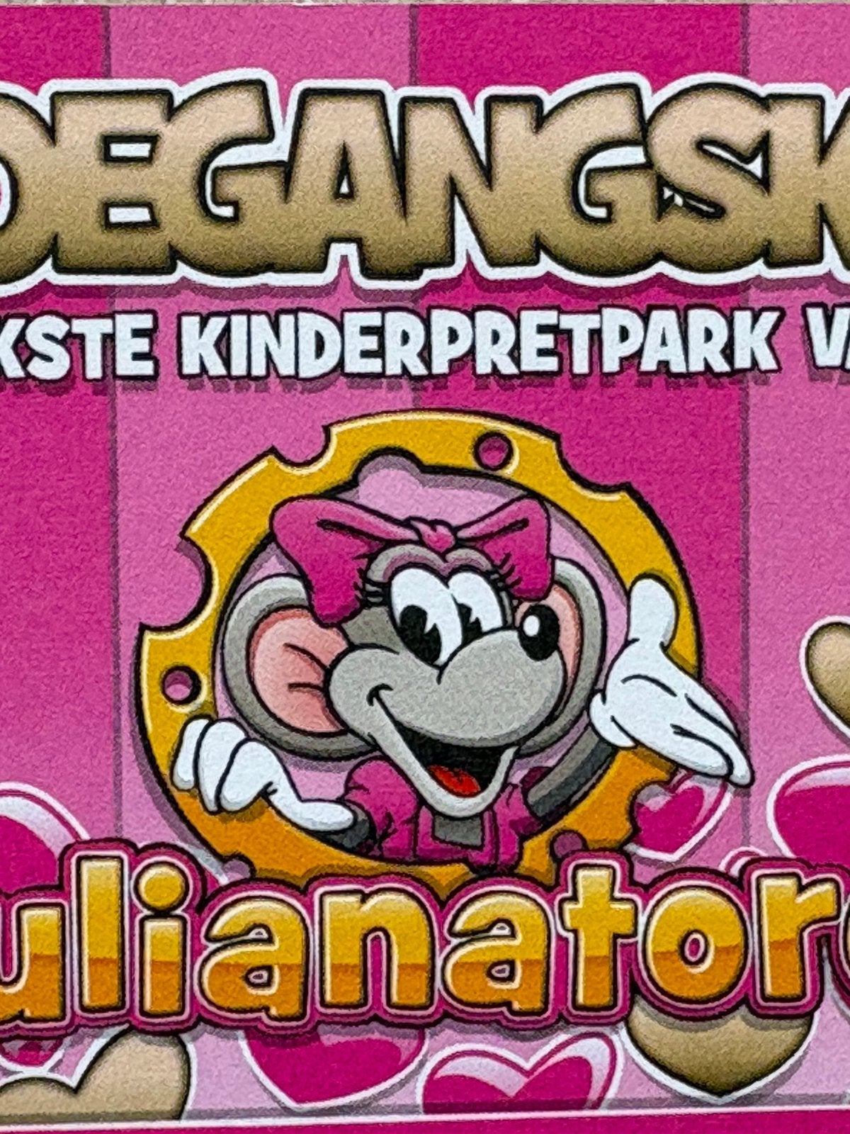 4 entreekaarten Julianatoren. Zonder datum., Drie personen of meer